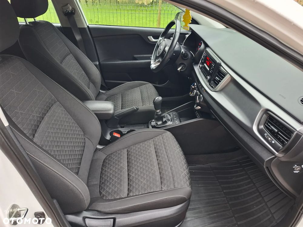Kia Rio 1.2 Business Line - 20