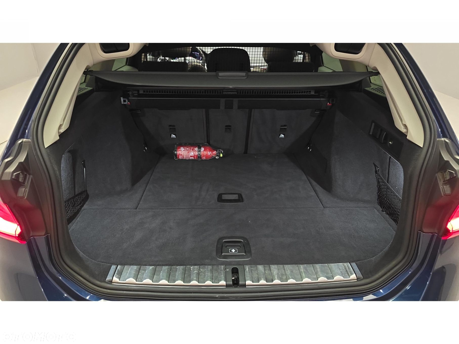 BMW Seria 3 320d xDrive Luxury Line - 24