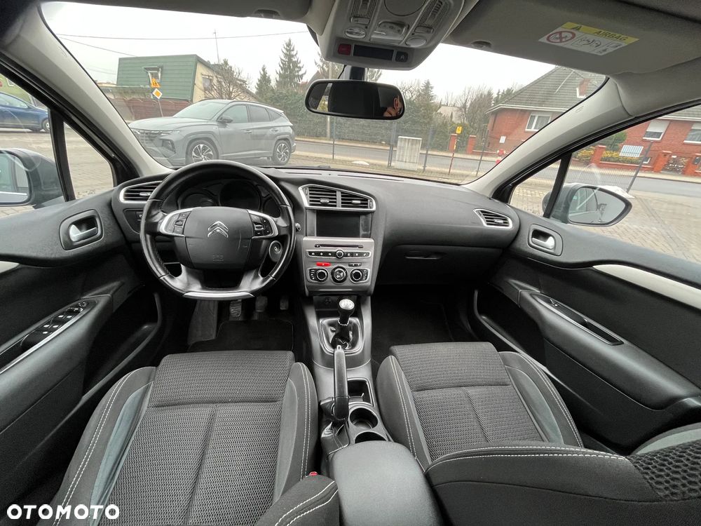 Citroën C4 BlueHDi 100 Business Class - 23