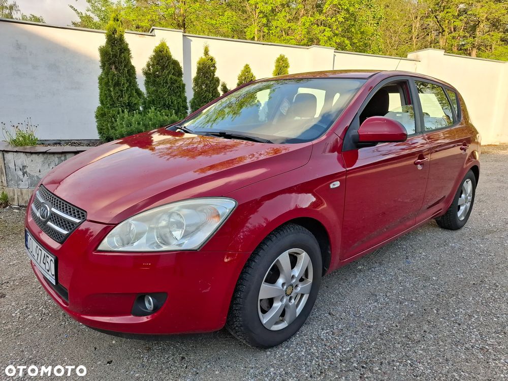 Kia Ceed 1.4 Comfort + - 2