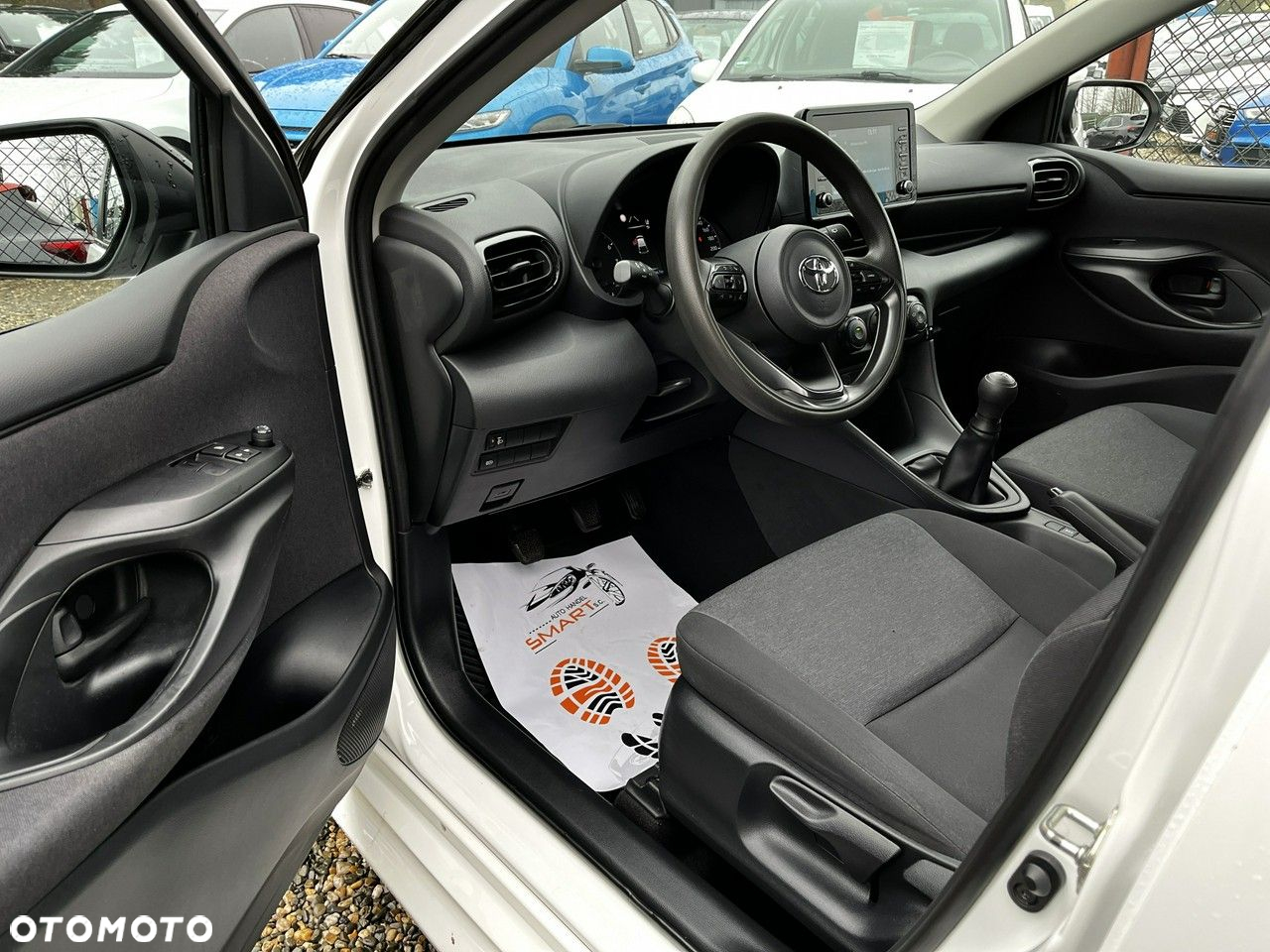 Toyota Yaris - 8