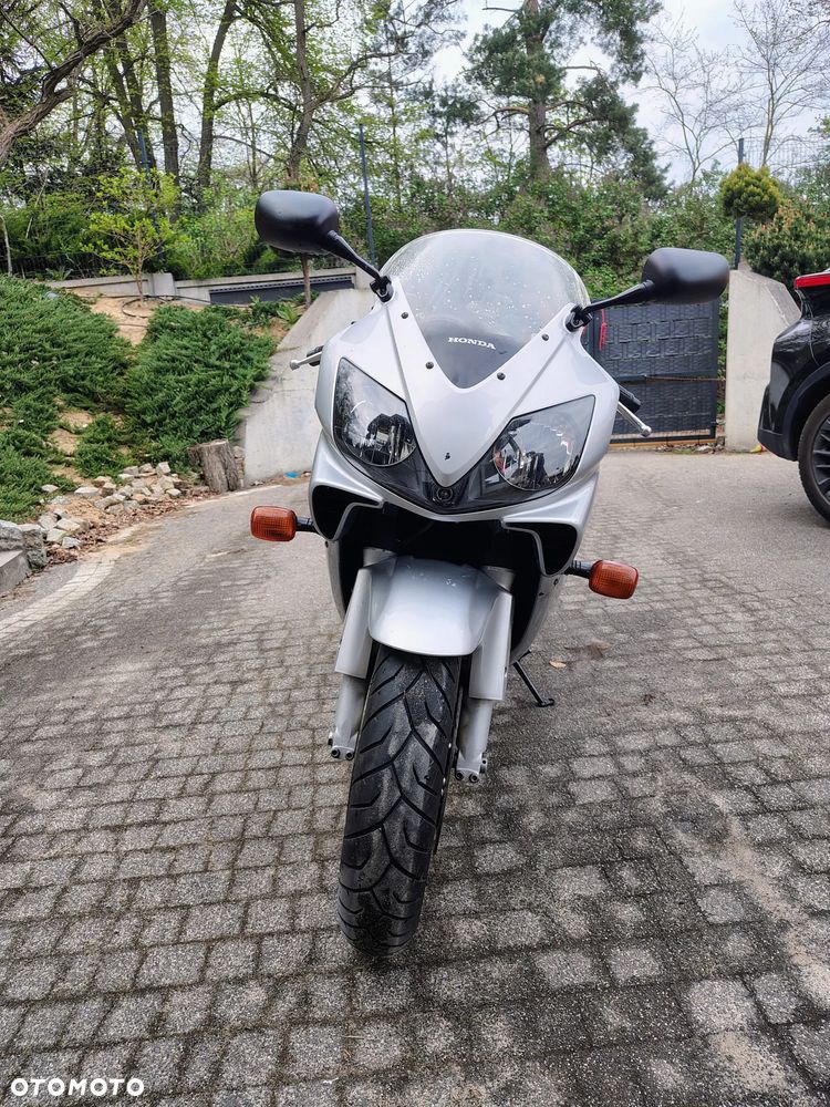 Honda CBR - 7