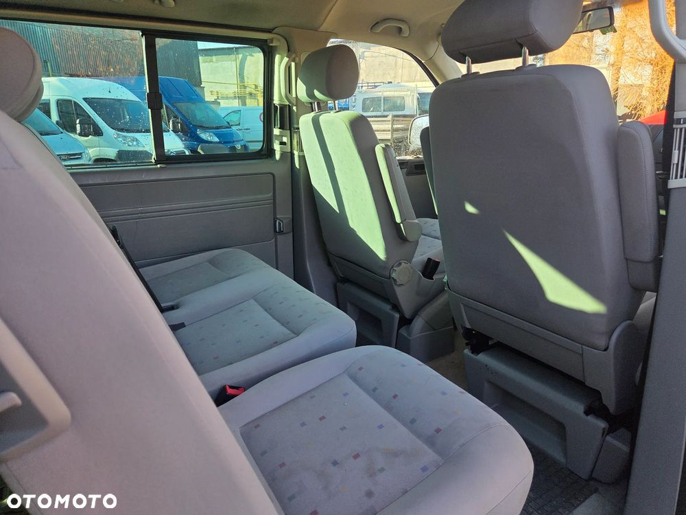 Volkswagen Transporter - 7