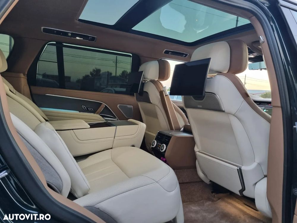 Land Rover Range Rover 4.4 V8 P530 LWB SV - 20