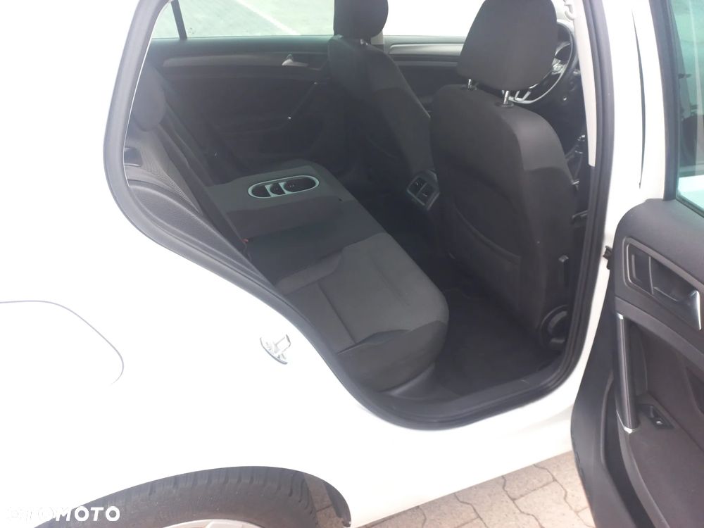 Volkswagen Golf 1.6 TDI 4Motion BlueMotion Technology Comfortline - 10