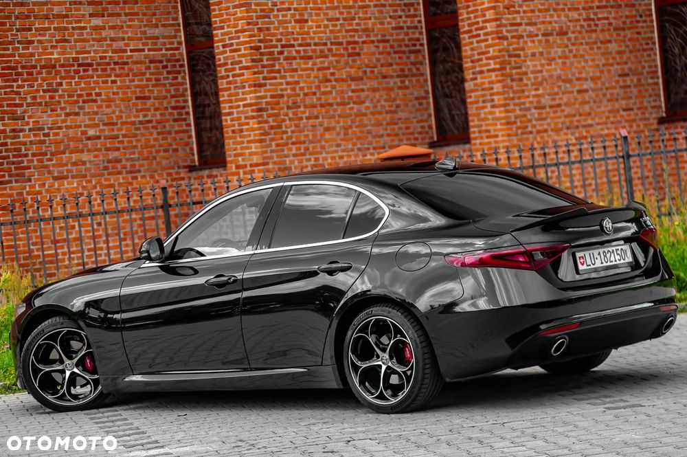 Alfa Romeo Giulia 2.2 D Turbo Super - 13
