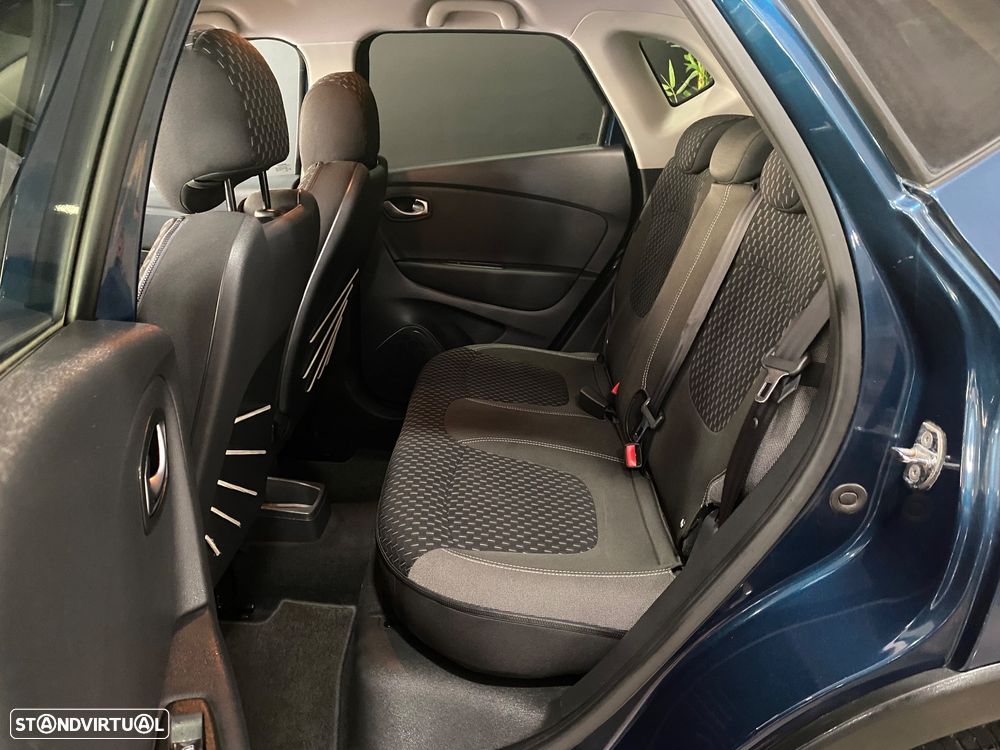 Renault Captur 0.9 TCE Exclusive XMOD - 11