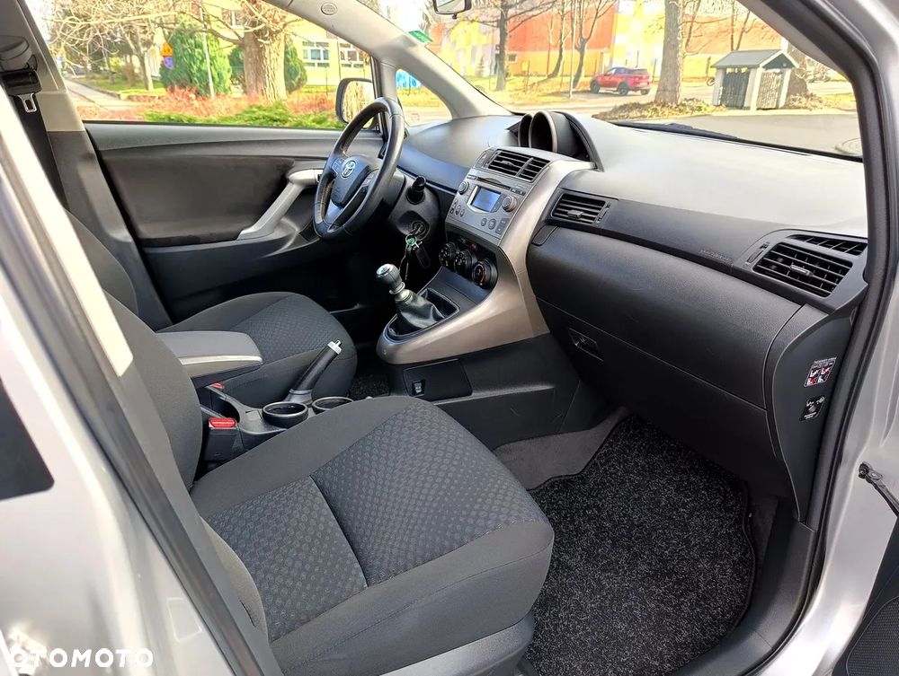Toyota Verso 1.8 7-Sitzer Edition S+ - 21