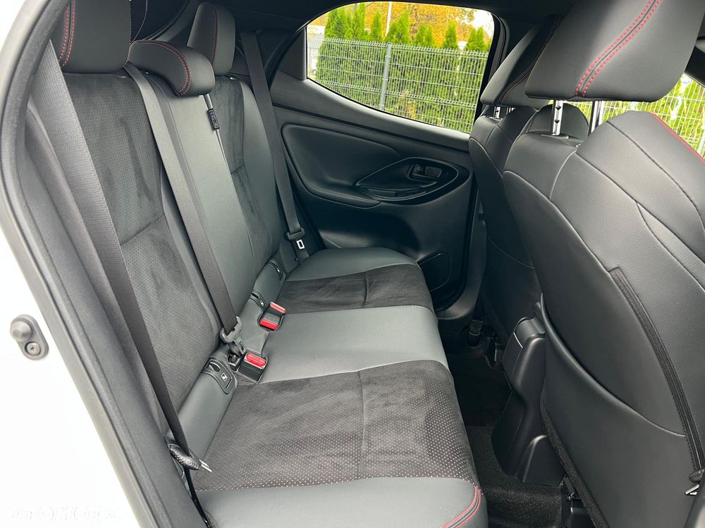 Toyota Yaris 130 1.5 VVT-i GR SPORT - 35