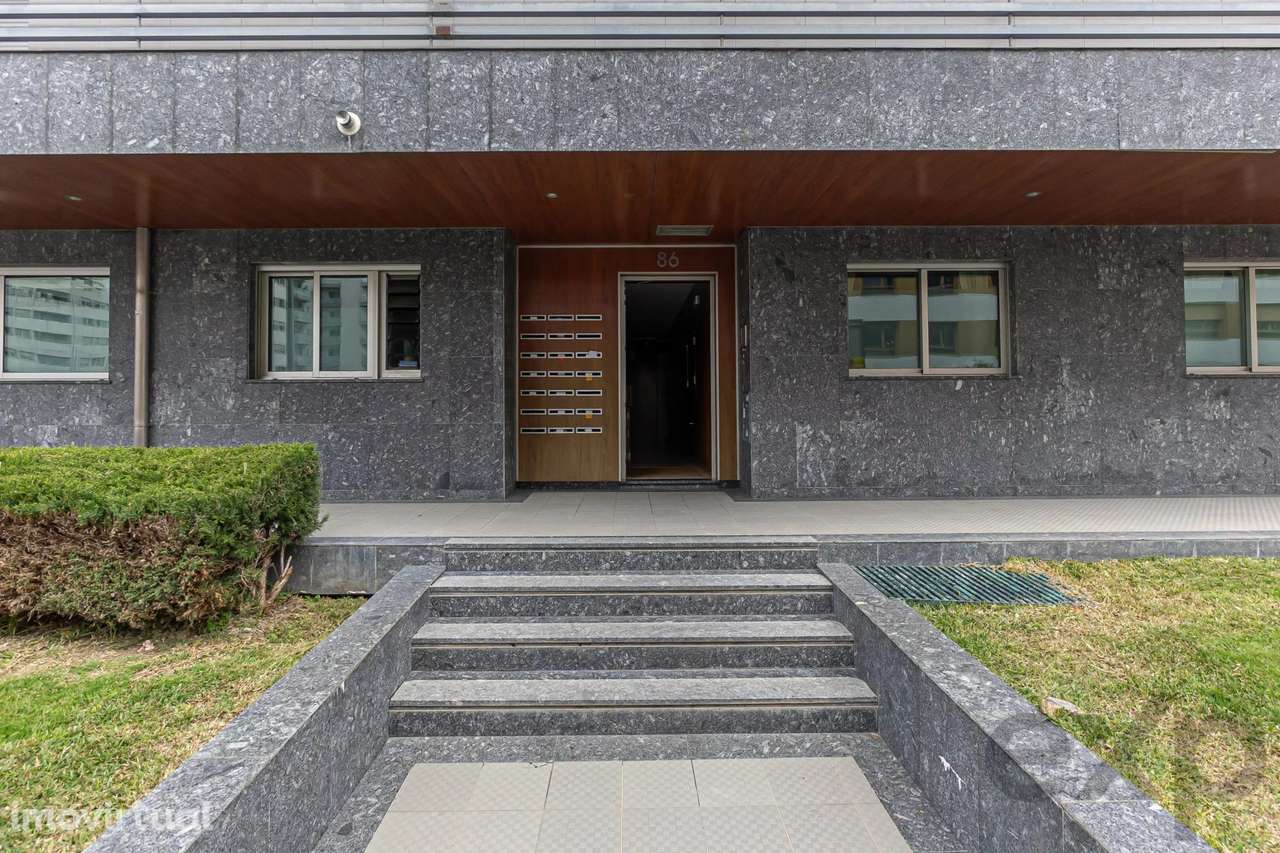 T3 de Luxo em Paranhos com terraço - Grande imagem: 3/39