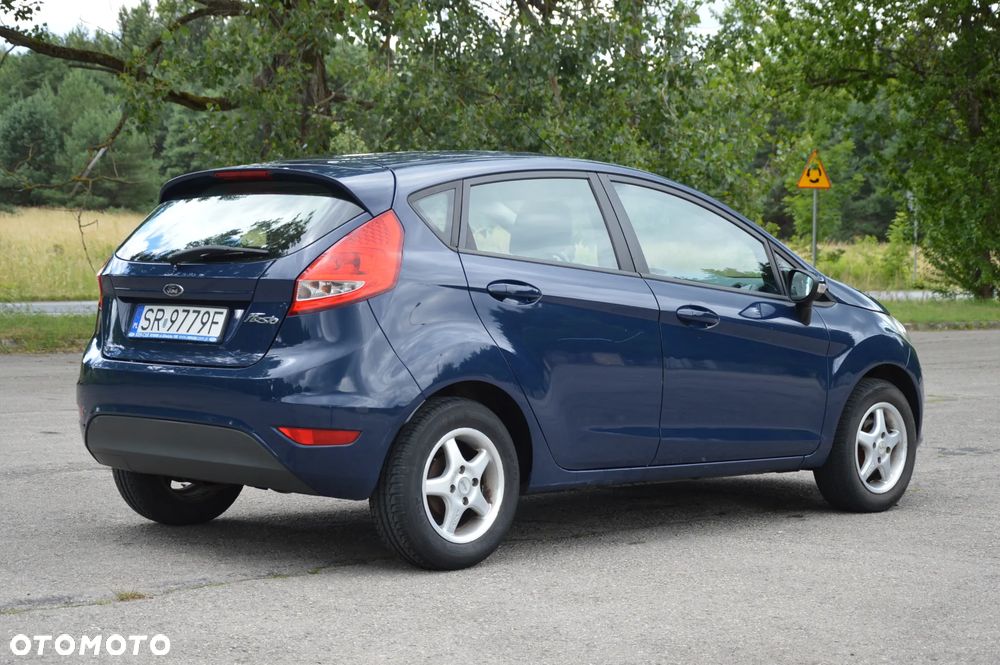 Ford Fiesta - 15