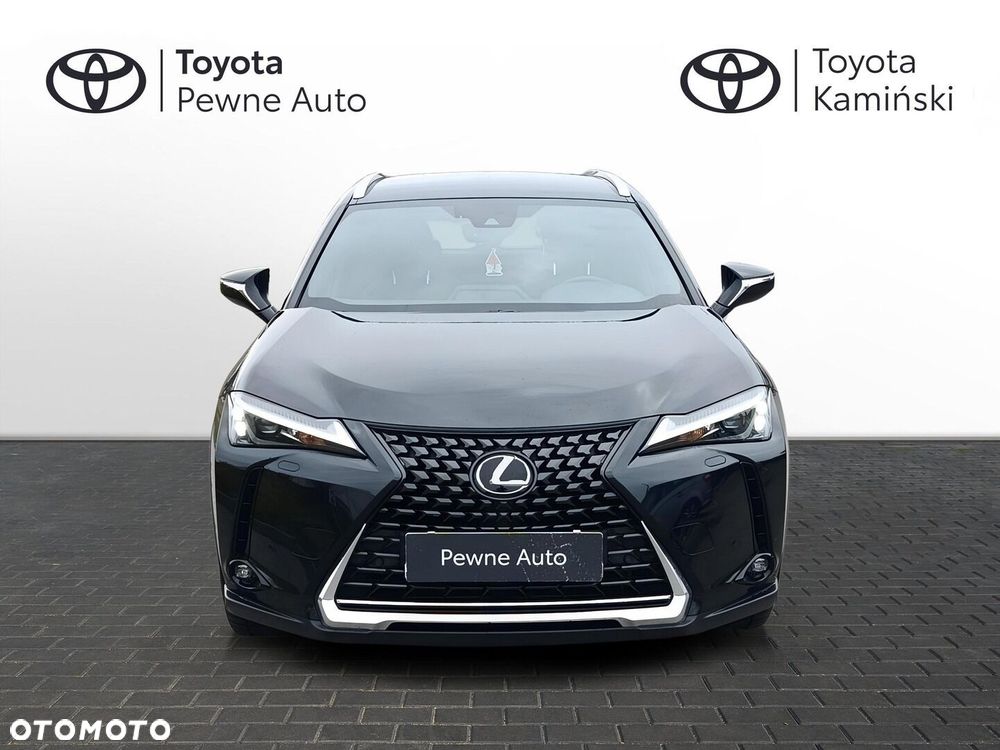 Lexus UX - 8