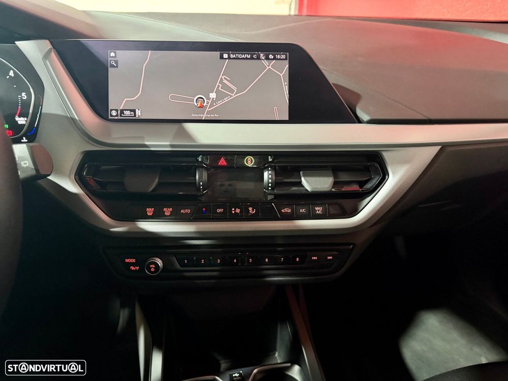 BMW 116 d Line Sport Auto - 28