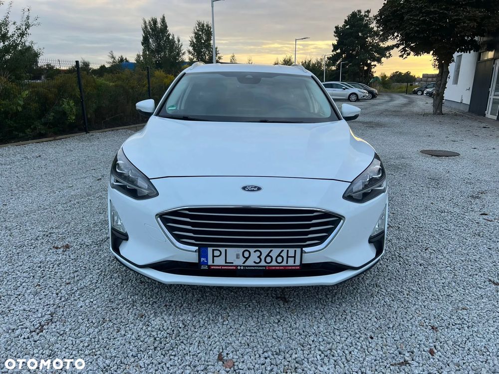 Ford Focus Turnier 2.0 EcoBlue Start-Stopp-System TITANIUM - 17