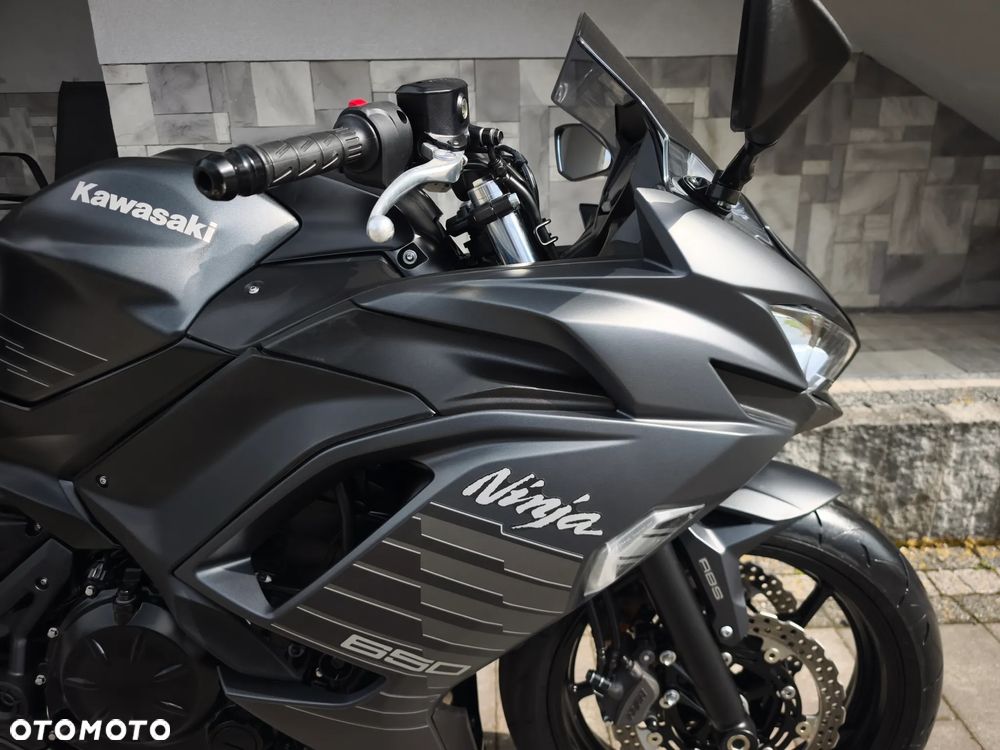 Kawasaki Ninja - 5