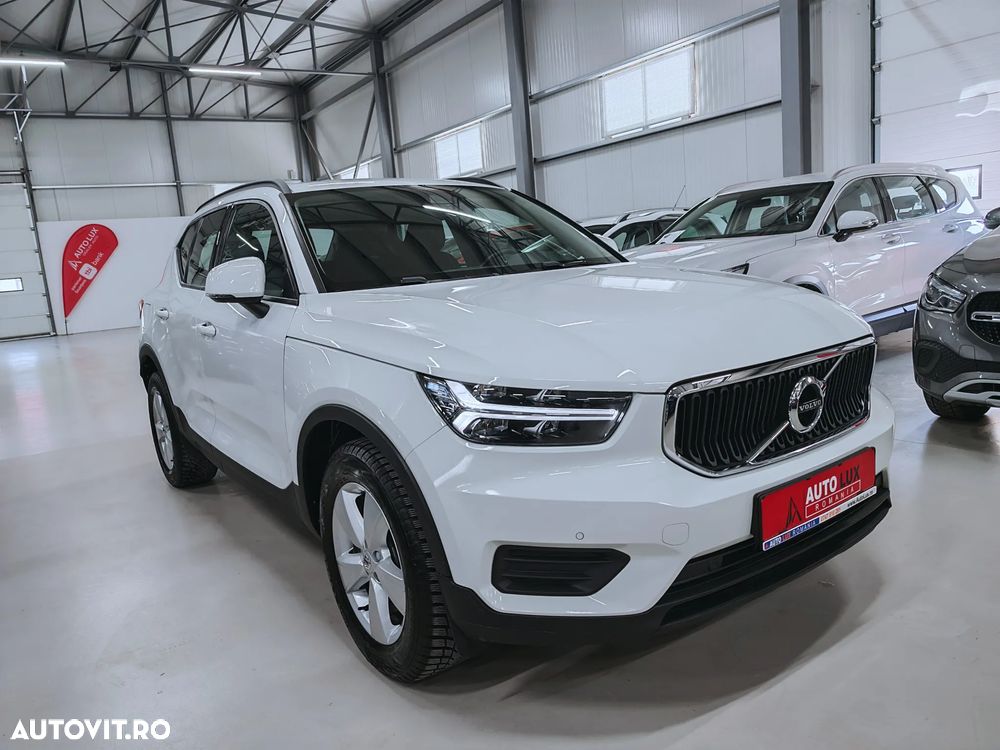 Volvo XC 40 T3 AT8 Momentum - 2