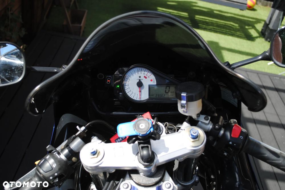 Suzuki GSX-R - 13