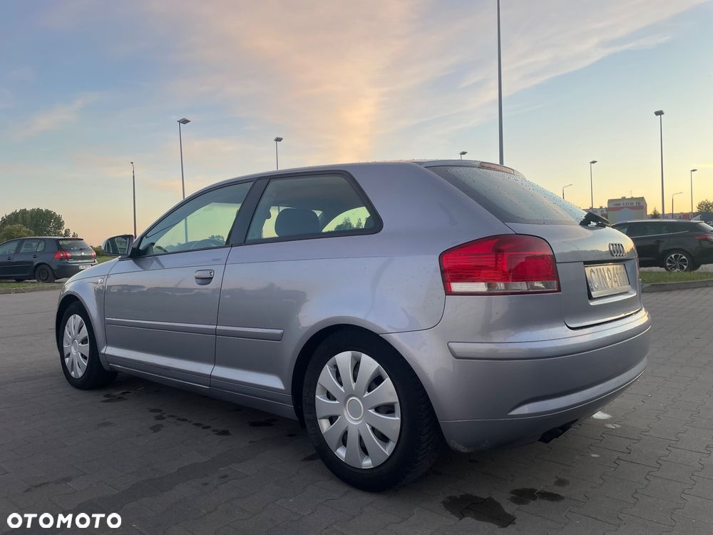 Audi A3 3-drzwiowe 1.9 TDI Ambiente - 2