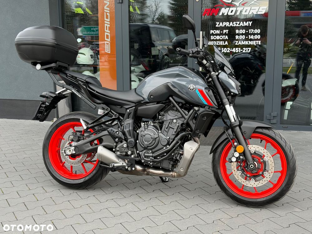 Yamaha MT - 2