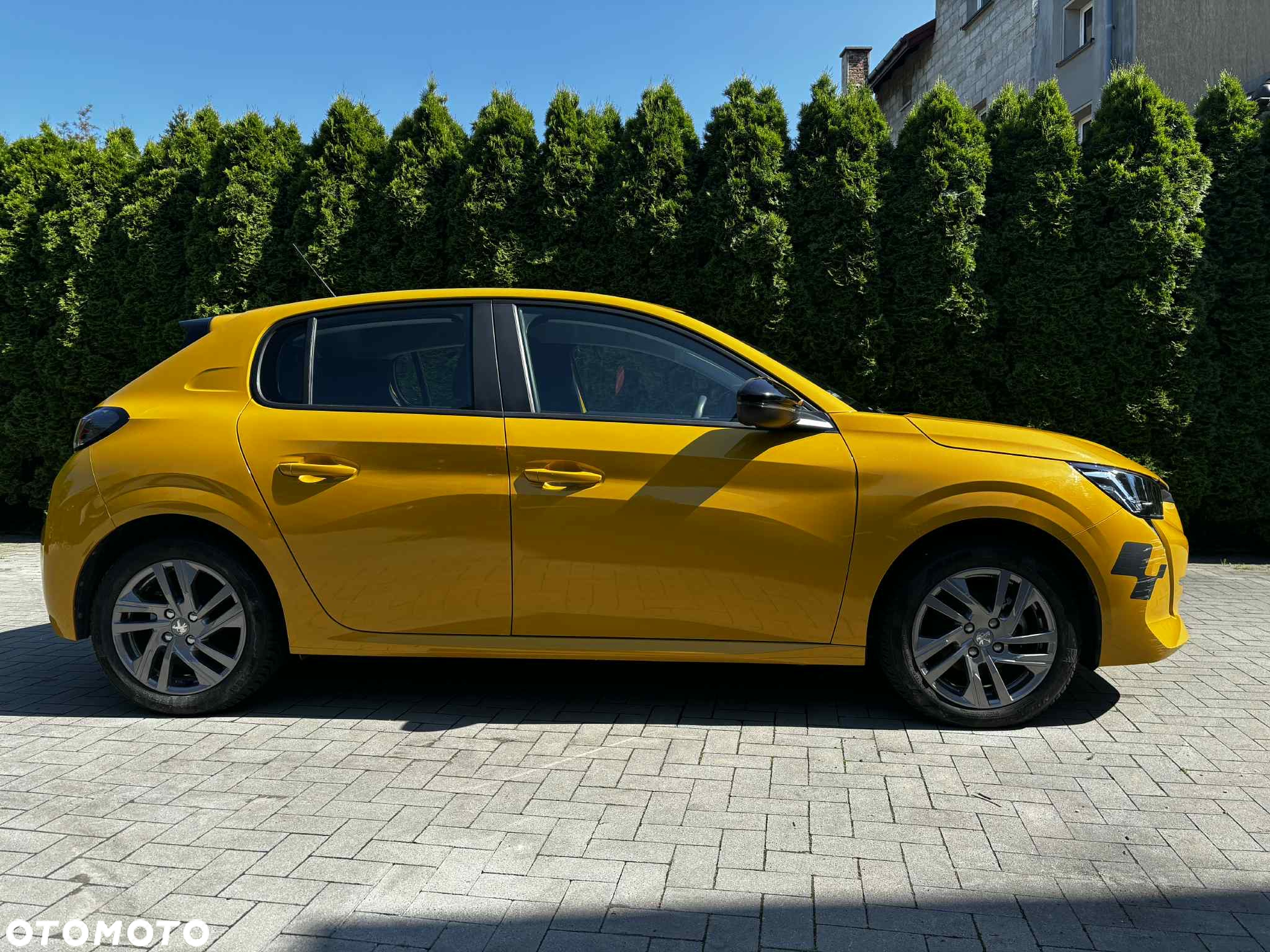 Peugeot 208 - 3