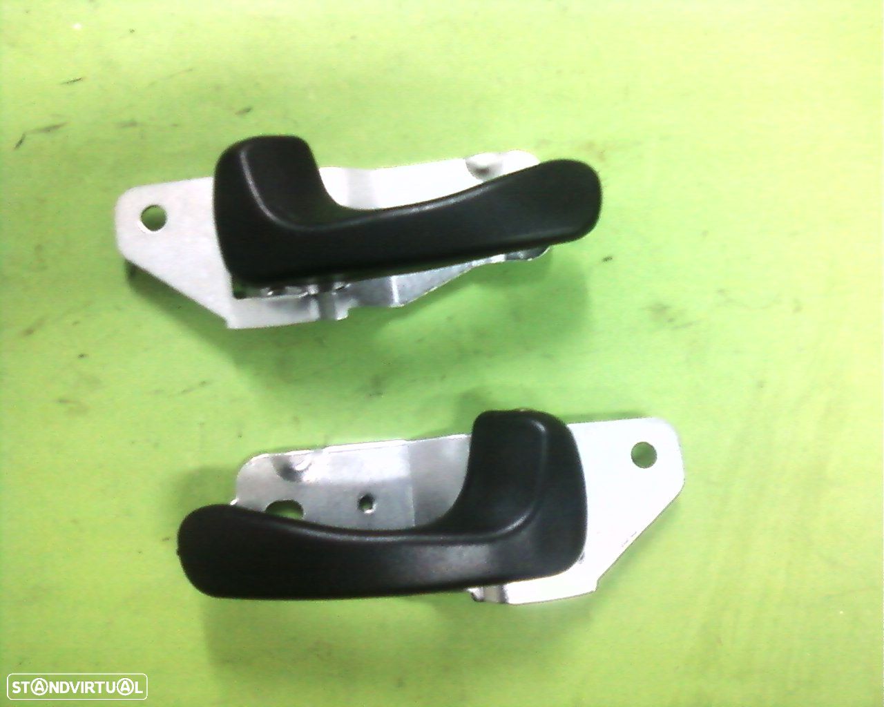 Puxador interior de abrir a porta da Hyundai H1 1998-2007(NOVOS) - 1