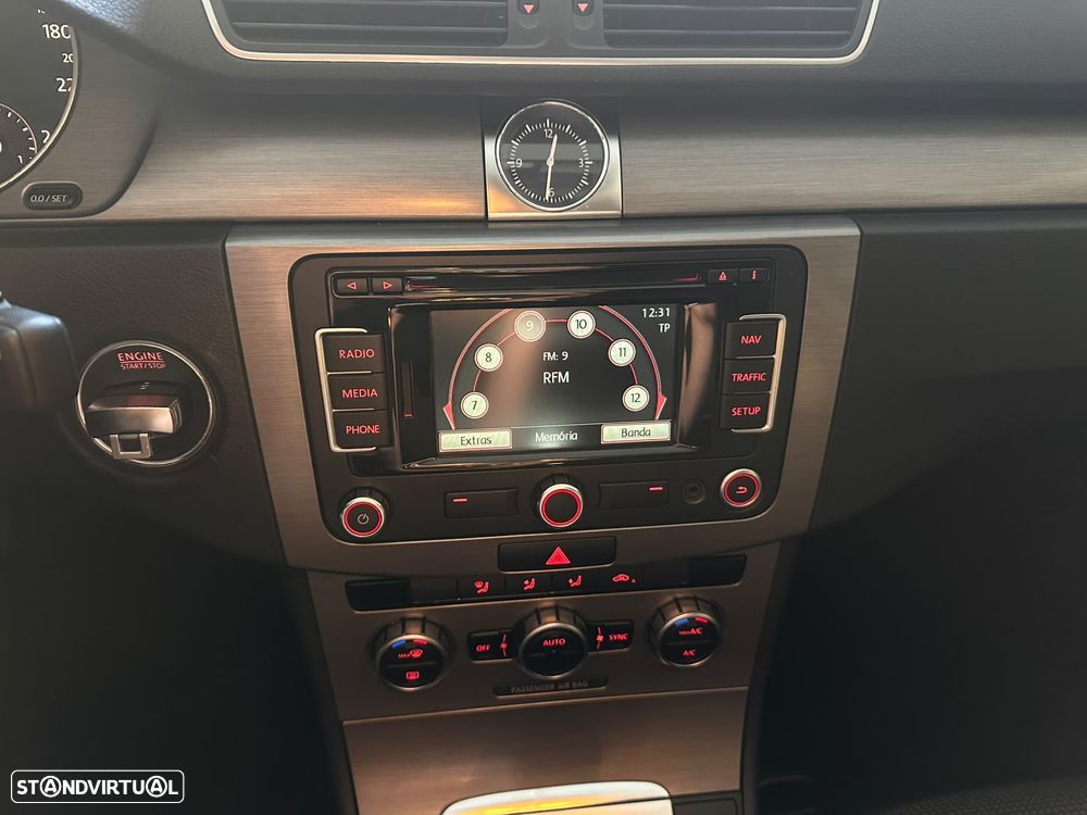 VW Passat Variant 1.6 TDI BlueMotion Comfortline - 25