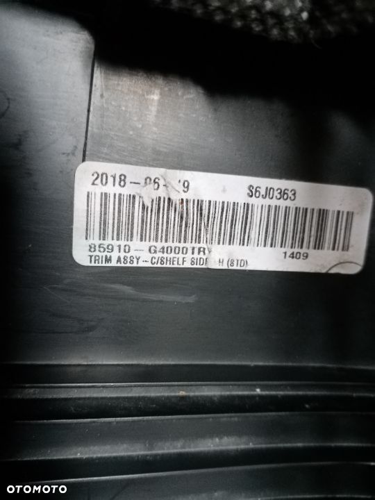 Osłona mocowanie półki rolety lewy tył Hyundai i30 2017R III 85910-G4000 - 3