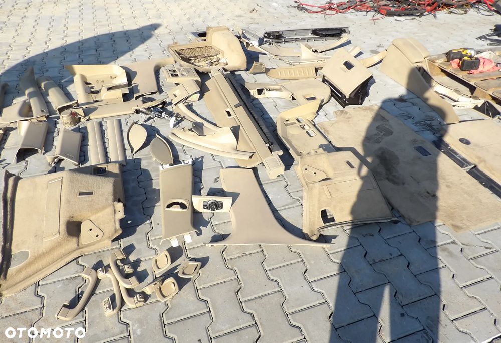 BMW - E91 - KOMPLETNE WNĘTRZE , ROLETA , LISTWY , SCHOWEK , BAGAŻNIK  - EUROPA - KOMPLET - 7