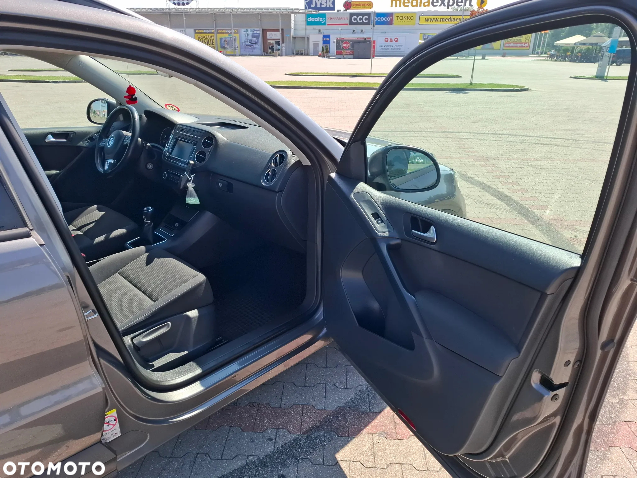 Volkswagen Tiguan 2.0 TDI DPF BlueMotion Technology CityScape - 12