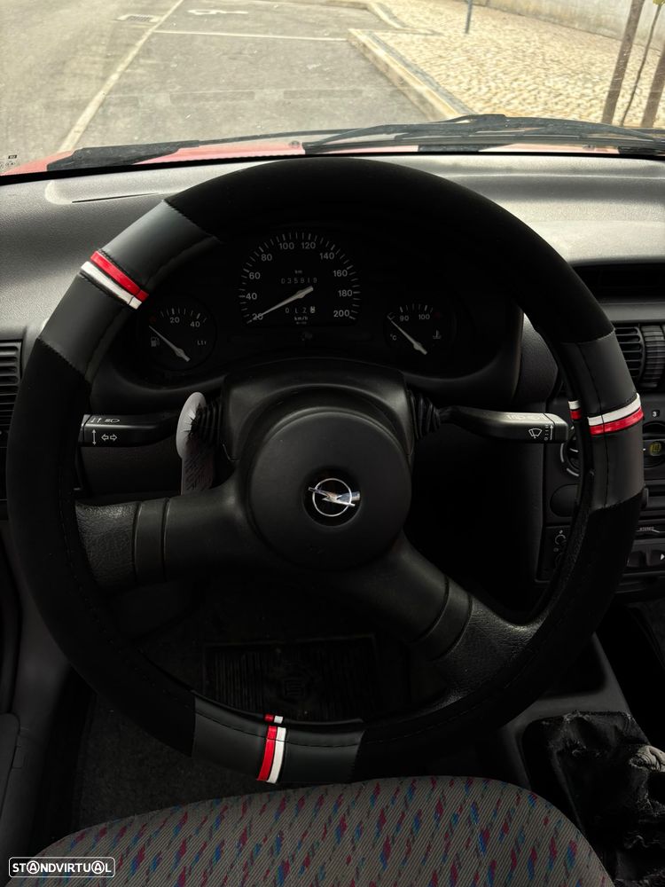 Opel Corsa - 10