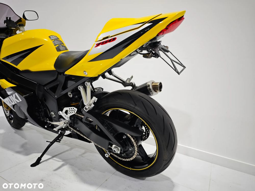 Suzuki GSX-R - 18