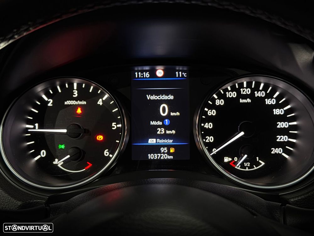 Nissan Qashqai 1.5 dCi N-Connecta - 16