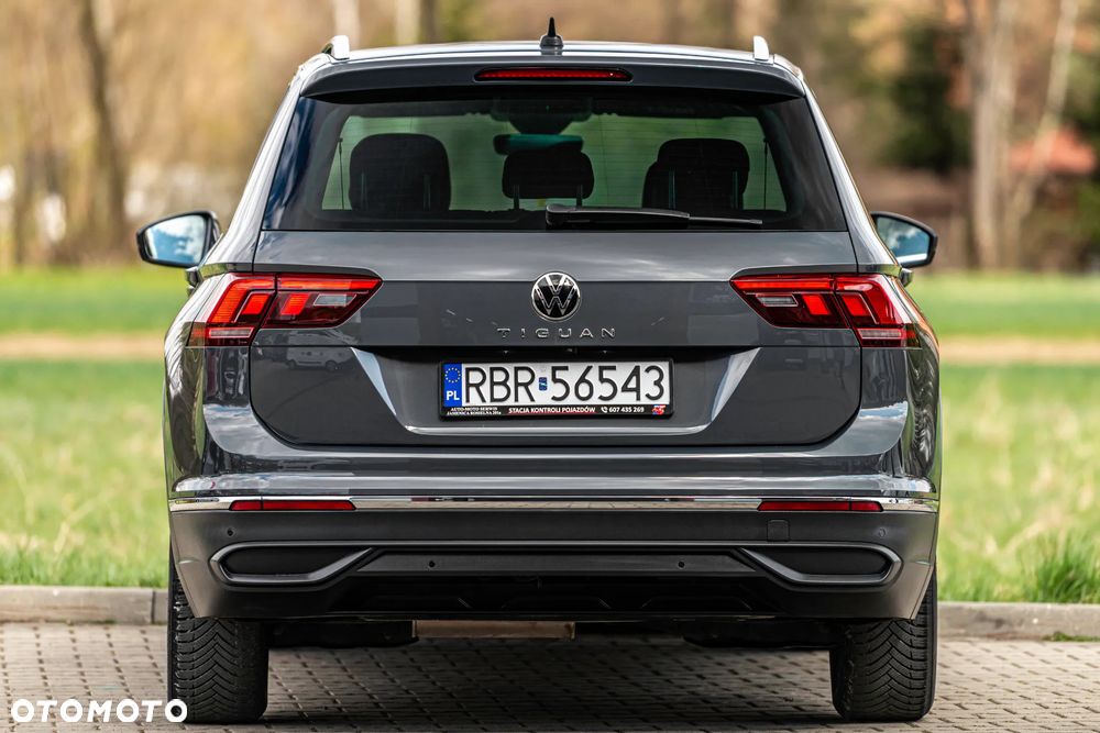 Volkswagen Tiguan 2.0 TDI SCR ACTIVE - 17