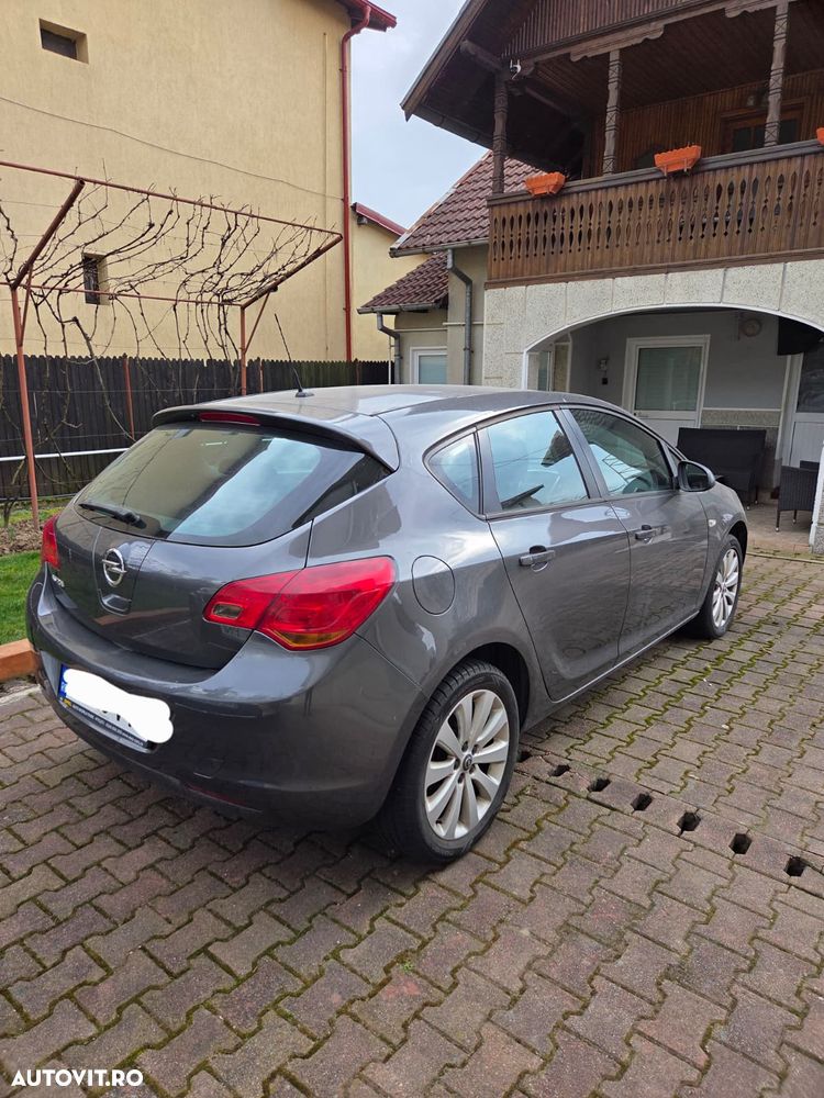 Opel Astra 1.6 Enjoy - 5