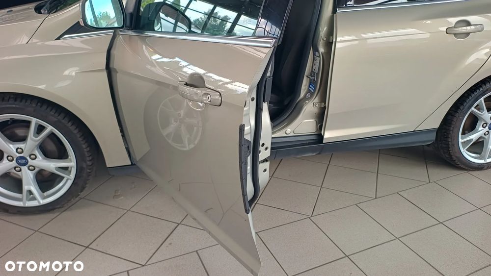 Ford Focus - 18