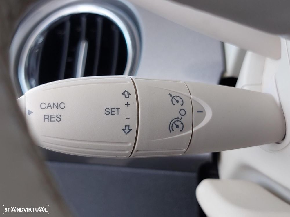 Fiat 500 1.0 Hybrid Lounge - 12