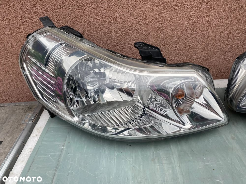 lampy sedici  sx4 komplet eu całe - 3