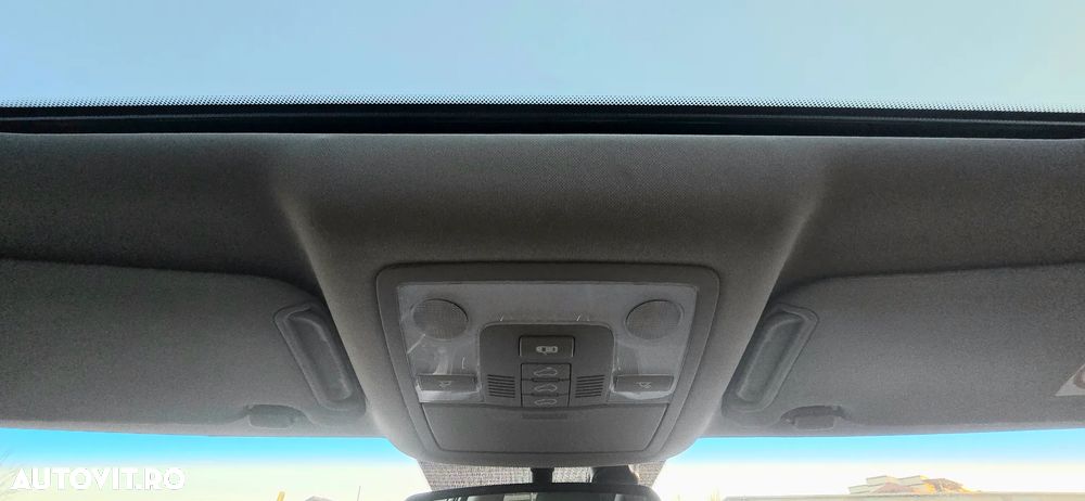 Kia Sportage 2,0 CRDI AWD Aut. Platinum - 33