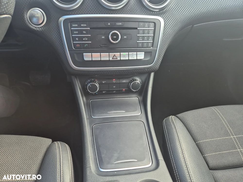 Mercedes-Benz A 180 (BlueEFFICIENCY) 7G-DCT - 15