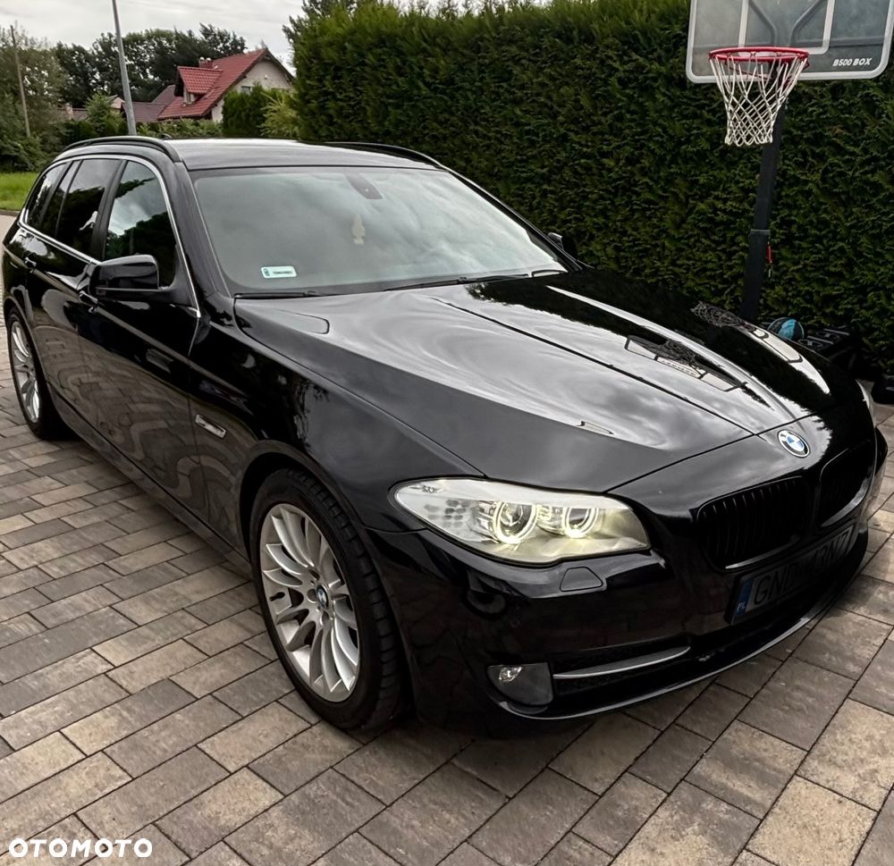 BMW Seria 5 525d - 4