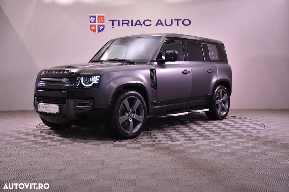 Land Rover Defender - 1