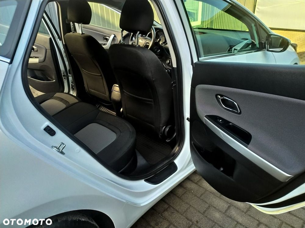 Kia Ceed - 23