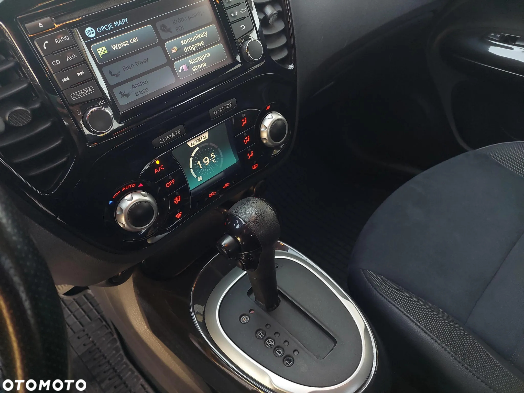 Nissan Juke 1.6 N-Connecta Xtronic EU6 - 15