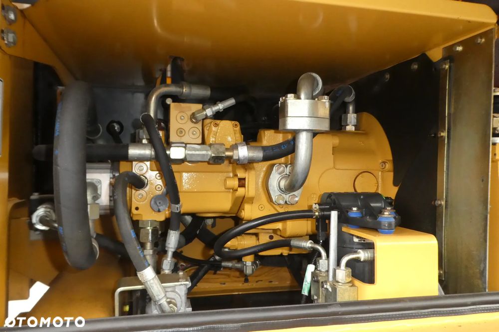 Caterpillar M315C Z NIEMIEC TRZY ŁYZKI - 18