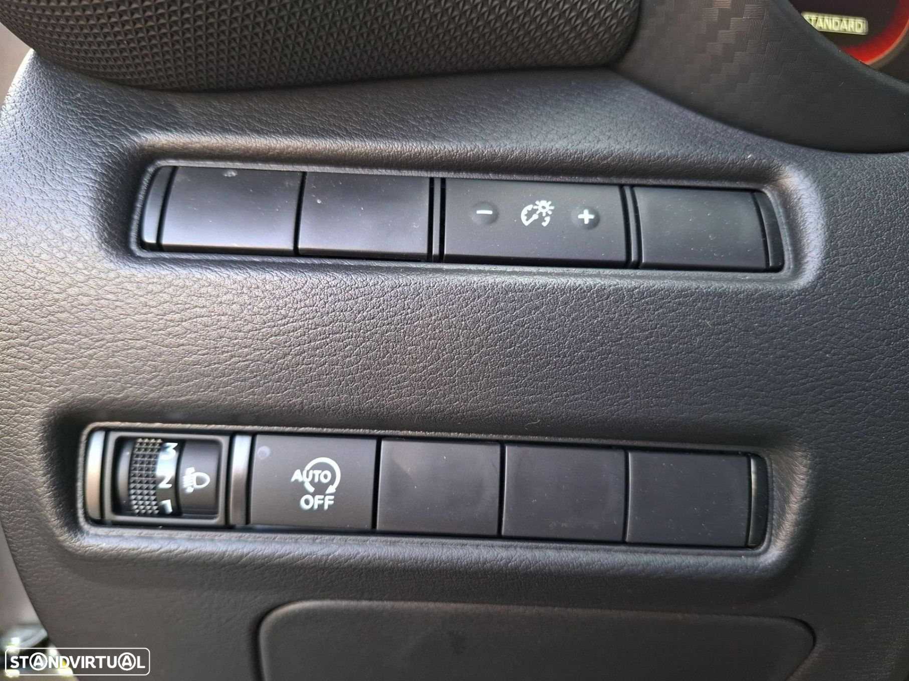 Nissan Juke 1.0 DIG-T N-Connecta - 19