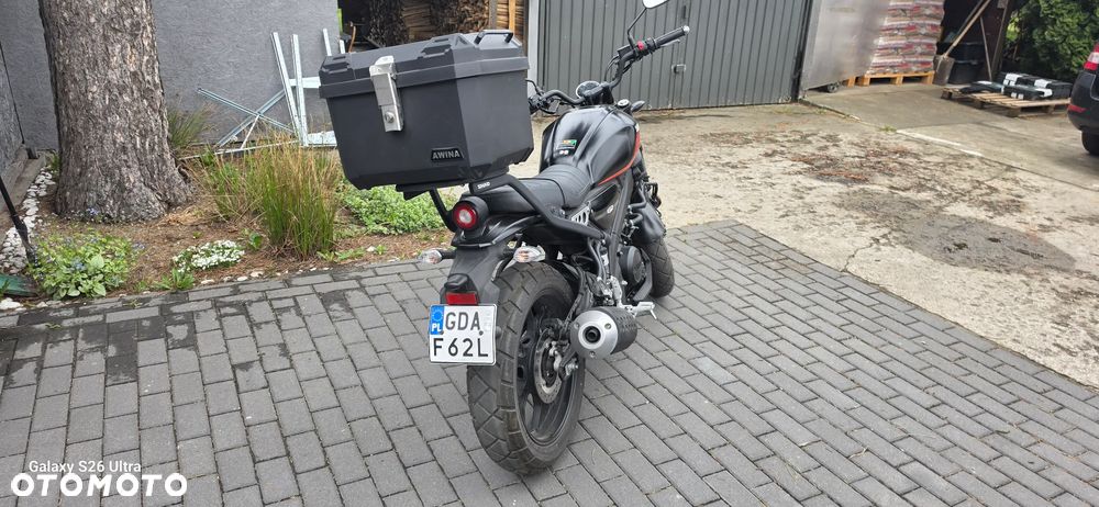 Yamaha XSR - 6