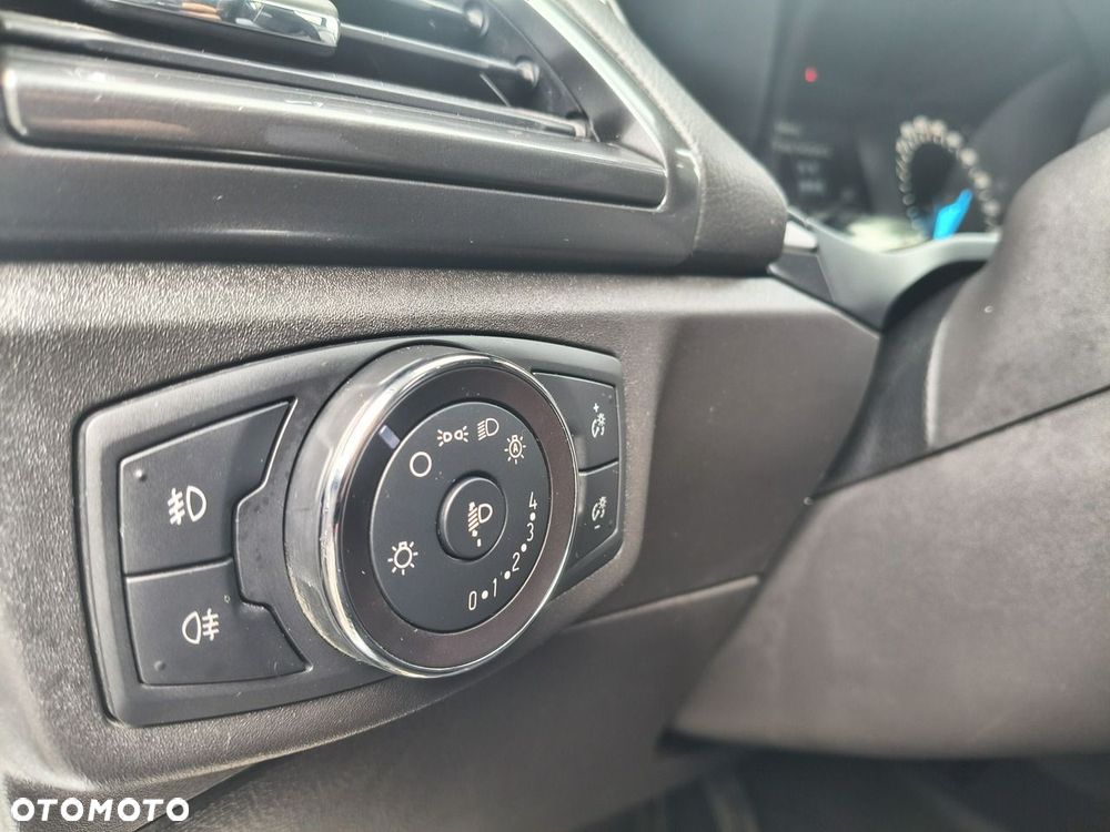 Ford Mondeo - 23