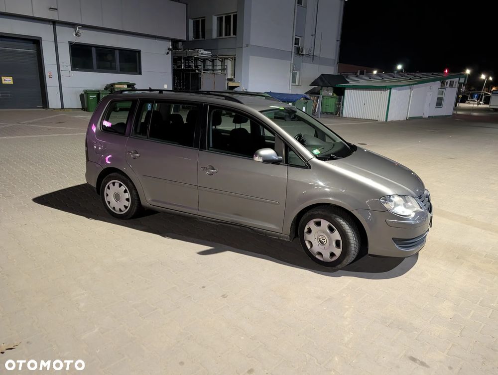 Volkswagen Touran 1.9 TDI Trendline - 9