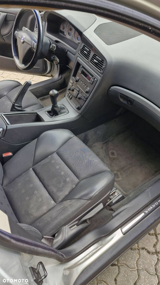 Volvo S60 2.4i Kinetic - 13