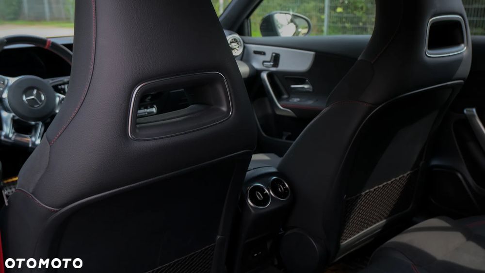 Mercedes-Benz Klasa A 35 AMG 4-Matic 7G-DCT - 7